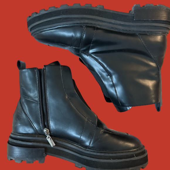 SCHUTZ Shoes - Schutz Black Boots, black, size 8